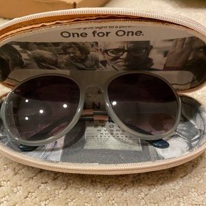 TOMS Vintage sunglasses, NWT